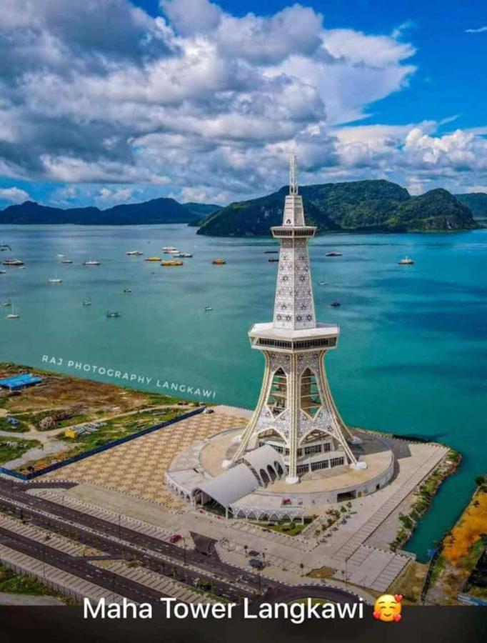 Sugar Marina Seaview Families Suite Apartment Kuah Esterno foto